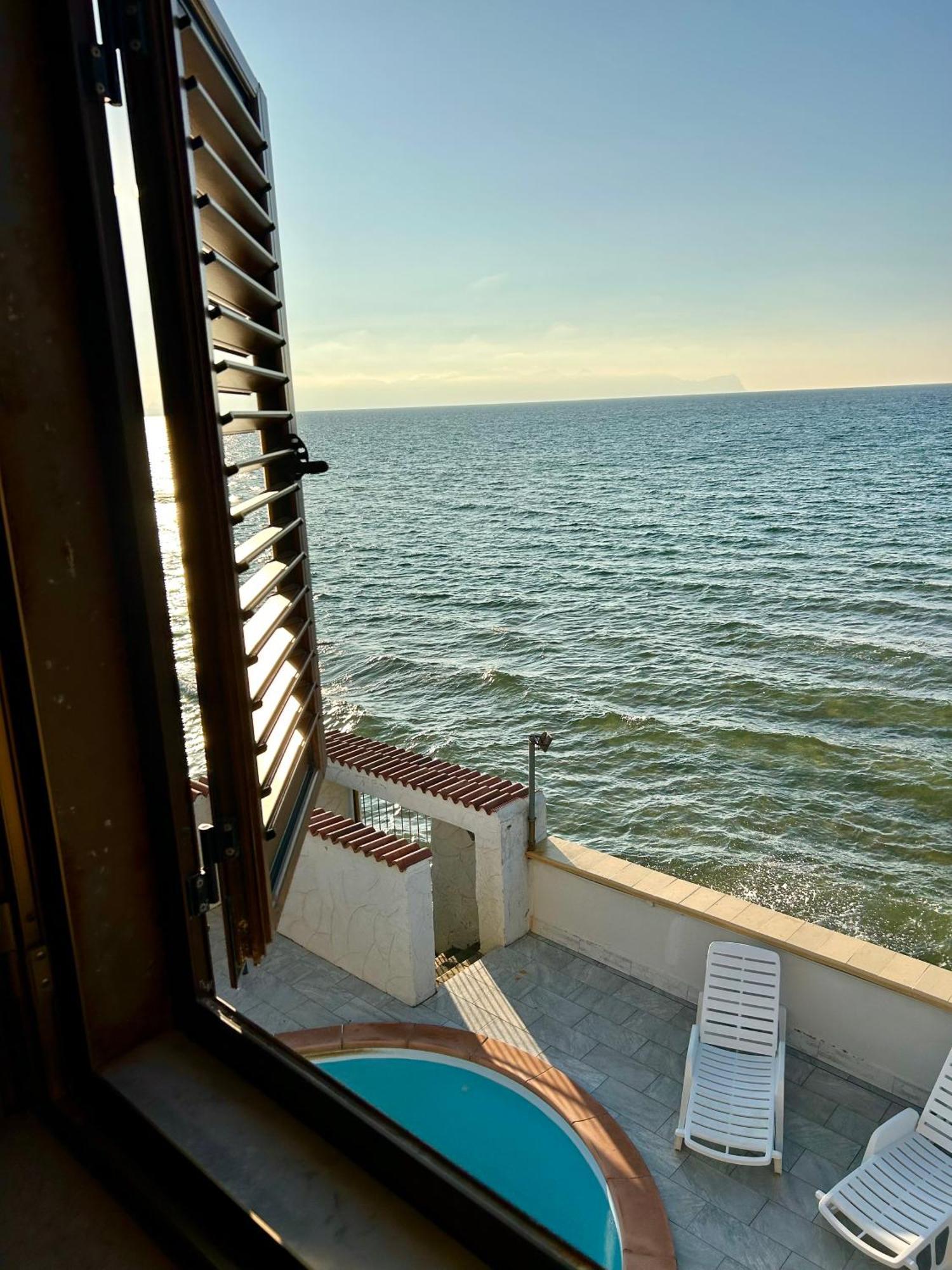 特拉佩托Casa Vacanza Barbera - In Riva Al Mare别墅 外观 照片