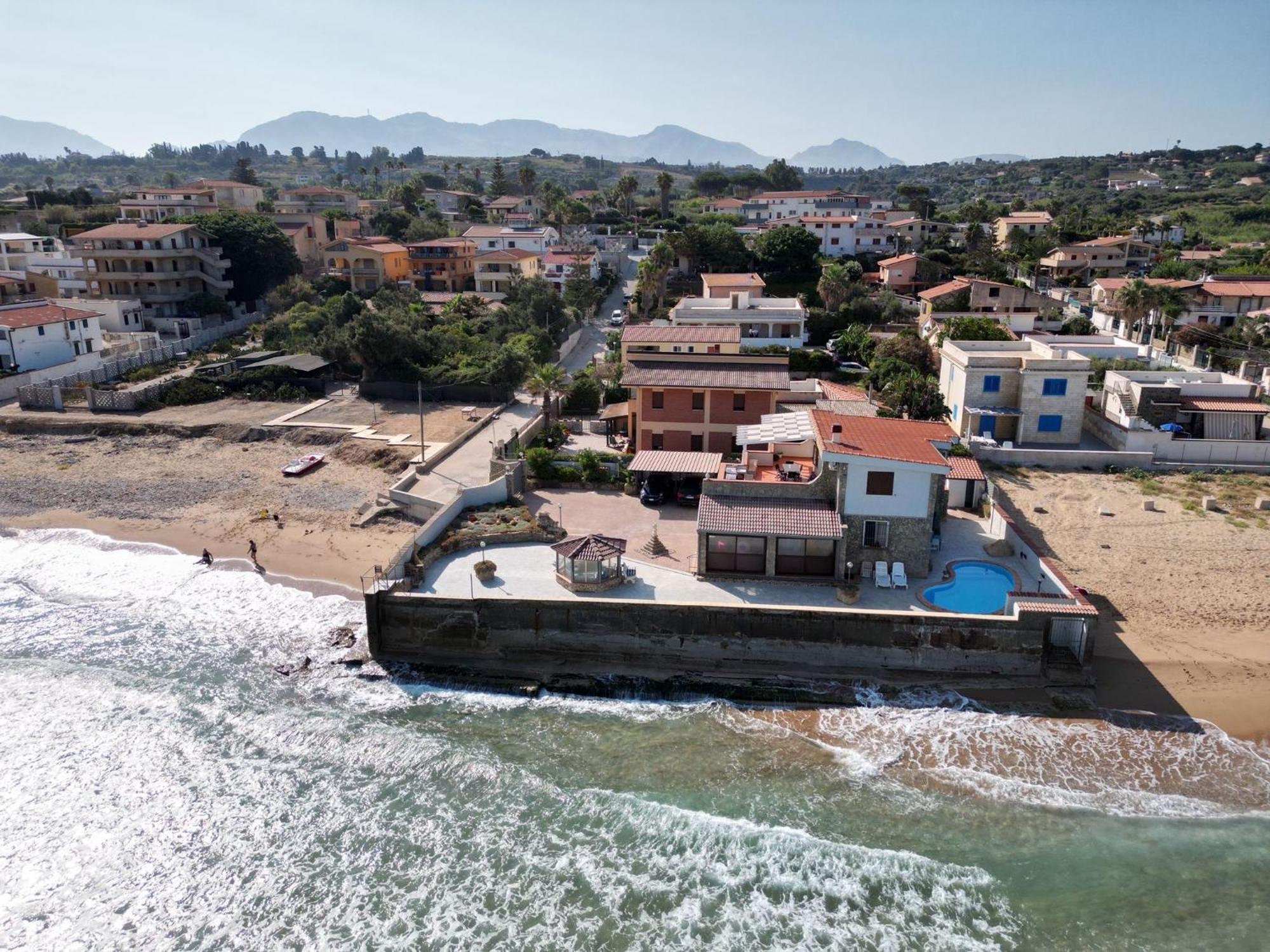 特拉佩托Casa Vacanza Barbera - In Riva Al Mare别墅 外观 照片